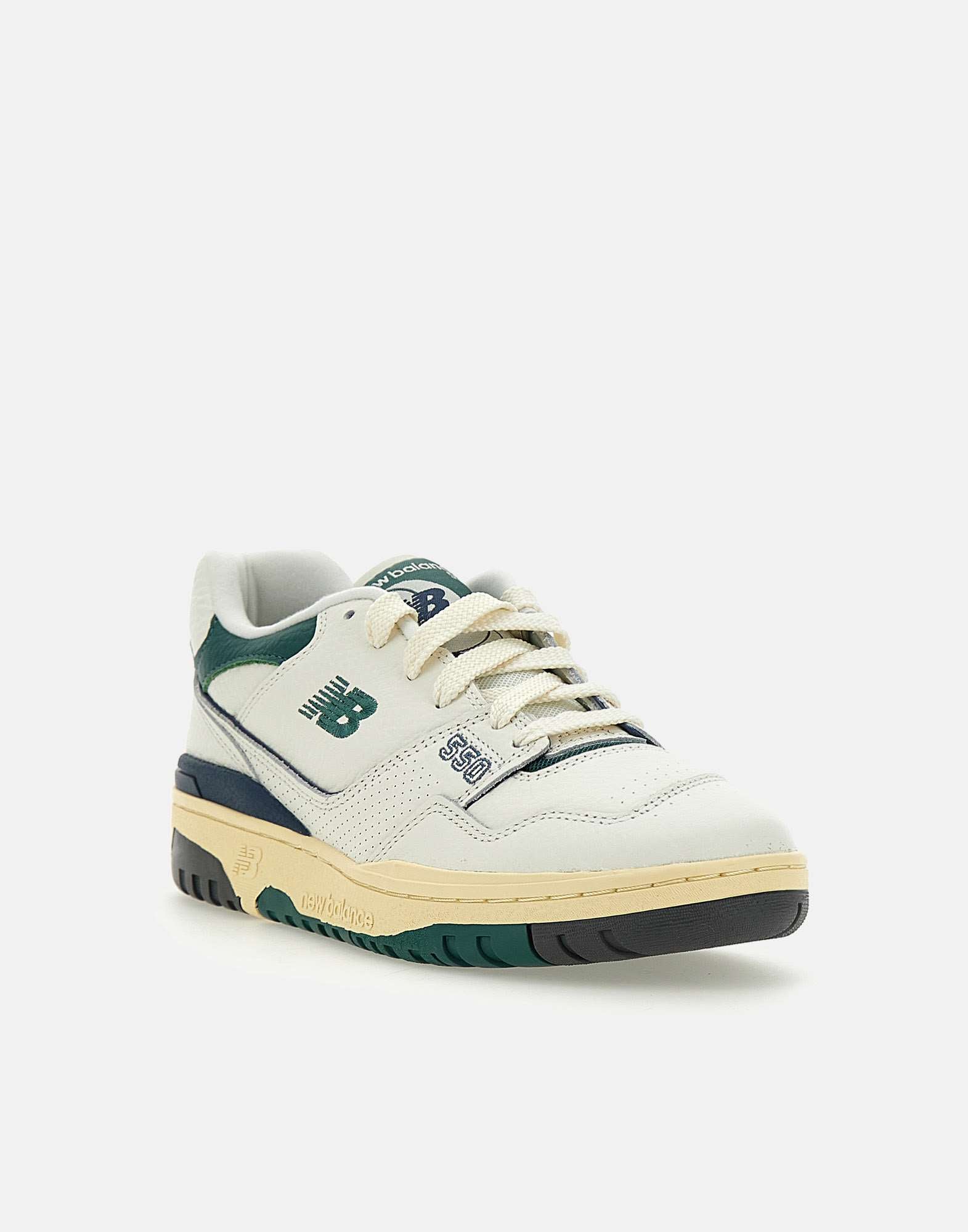 New Balance BB550PTB Man WHITE-GREEN Sneakers - Zuklat