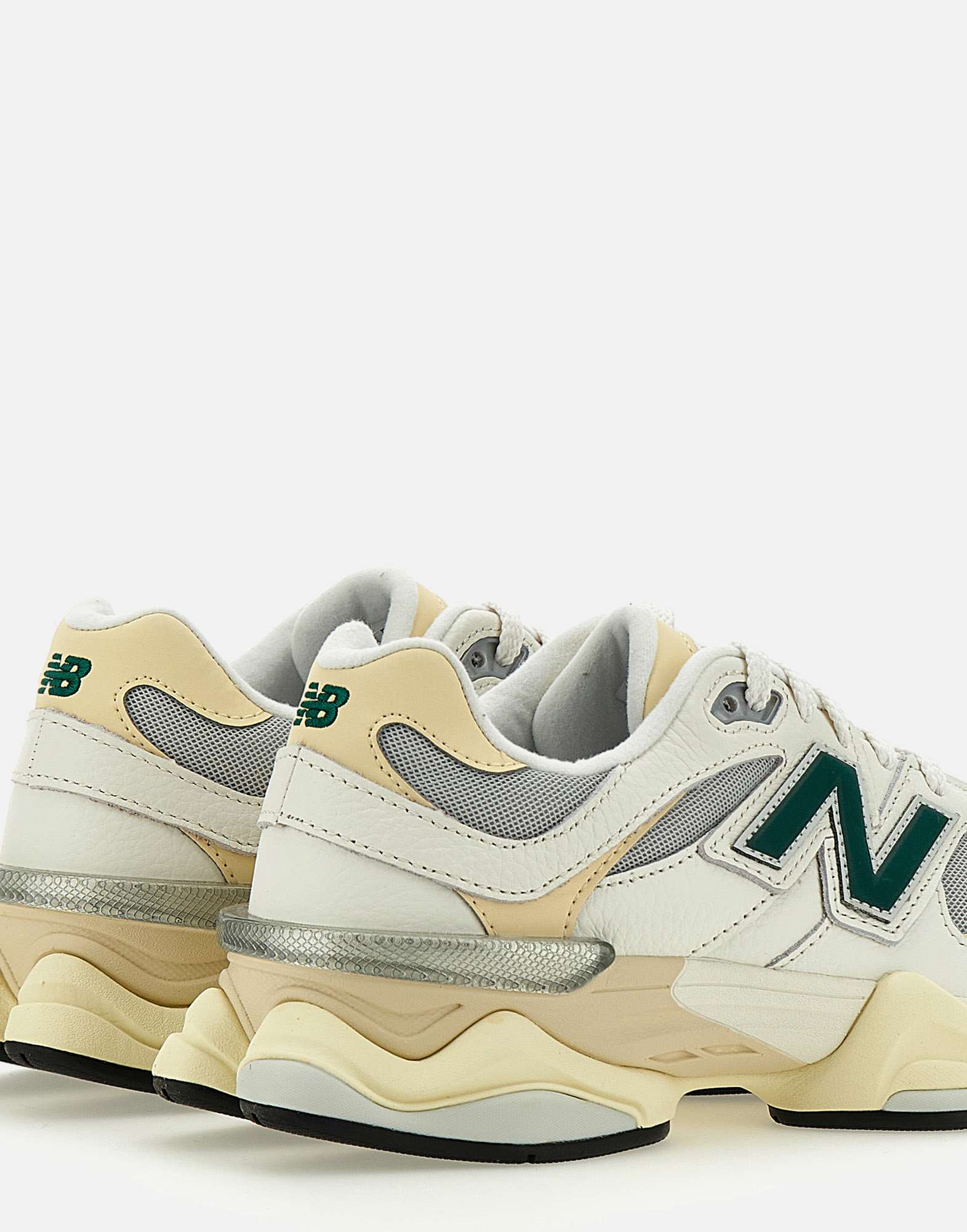 New Balance U9060ESE Unisex White Sneakers - Zuklat