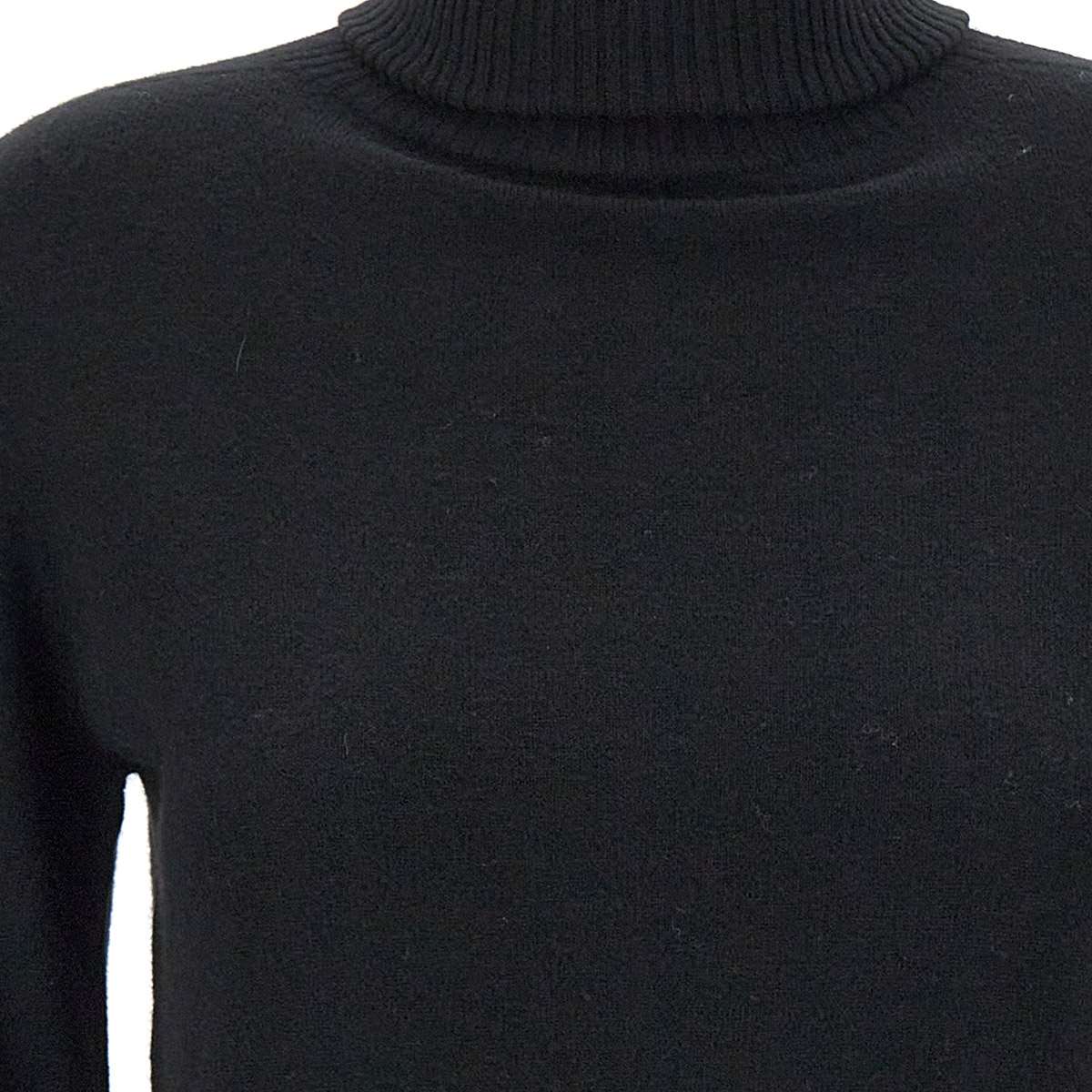 Kaos QIEPT003 Woman Black Sweaters - Zuklat