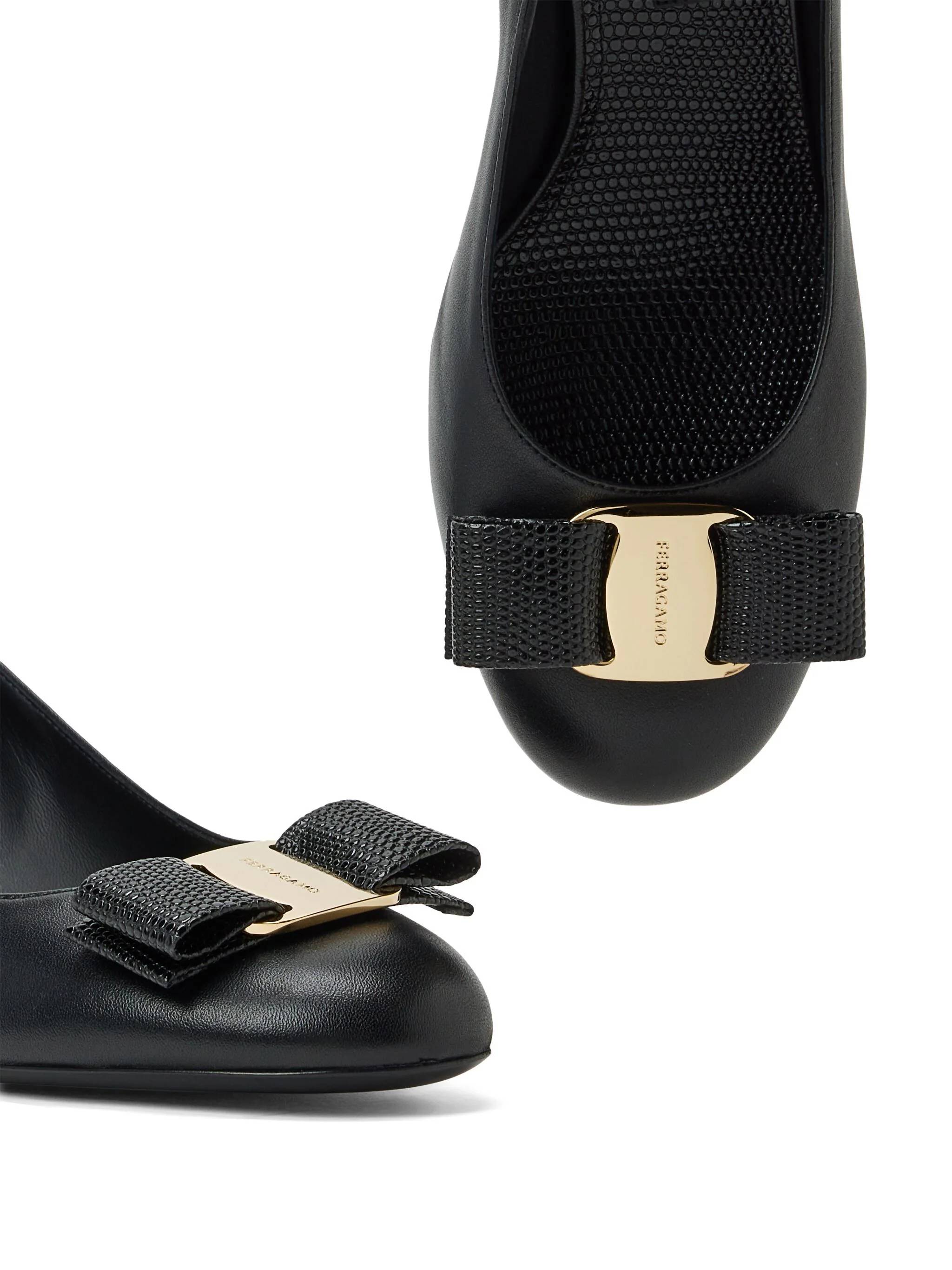 Ferragamo 01I898 Woman NEW NAPPA VIVA NERO- Flat shoes - Zuklat