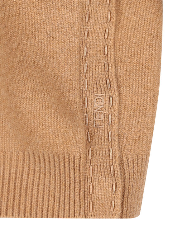 Fendi FZXC46 Woman Biscuit Sweaters - Zuklat