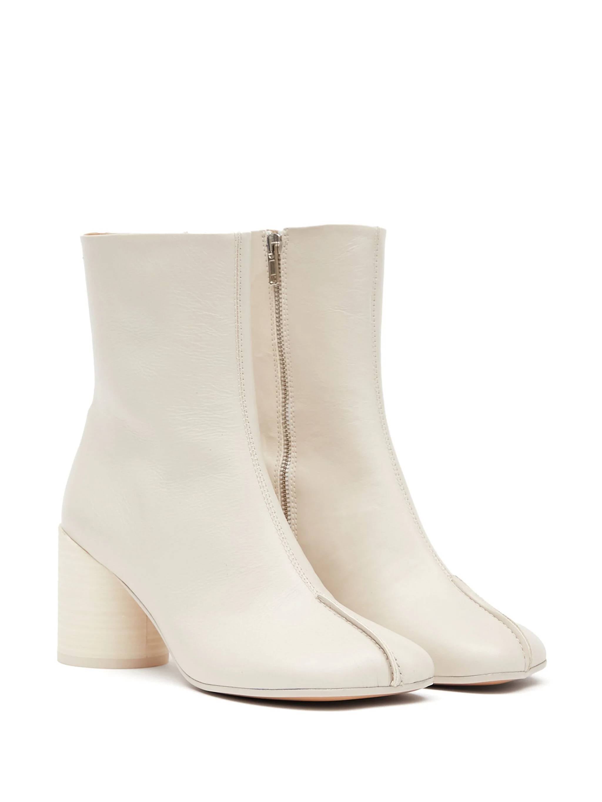 MM6 Maison Margiela S59WU0249 Woman Sandshell Boots - Zuklat