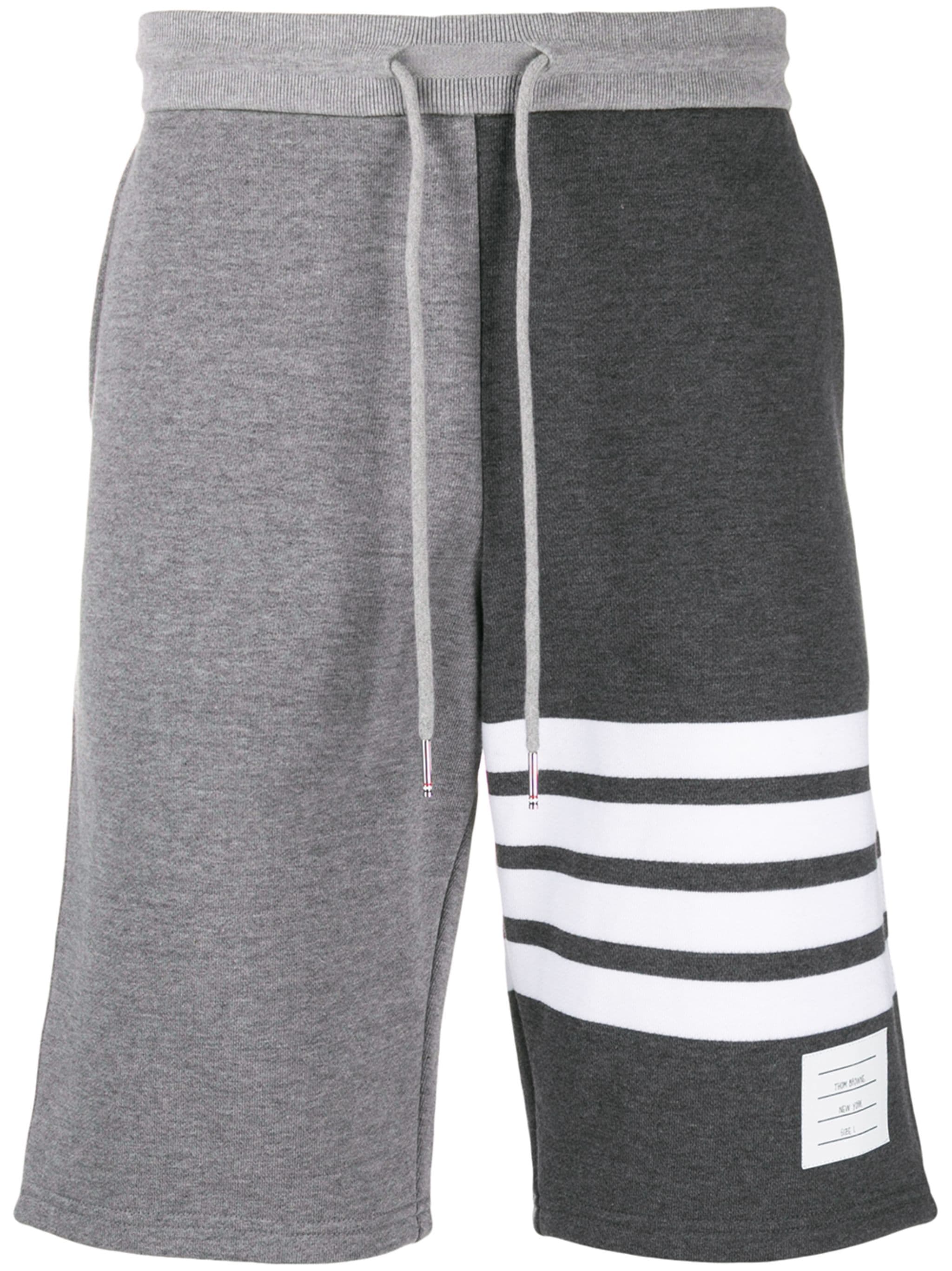 Thom Browne MJQ012F Man Tonal grey Shorts - Zuklat