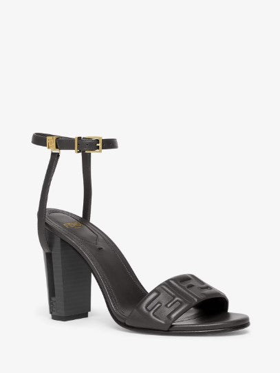 Fendi 8X8442 Woman Nero+nero Sandals - Zuklat