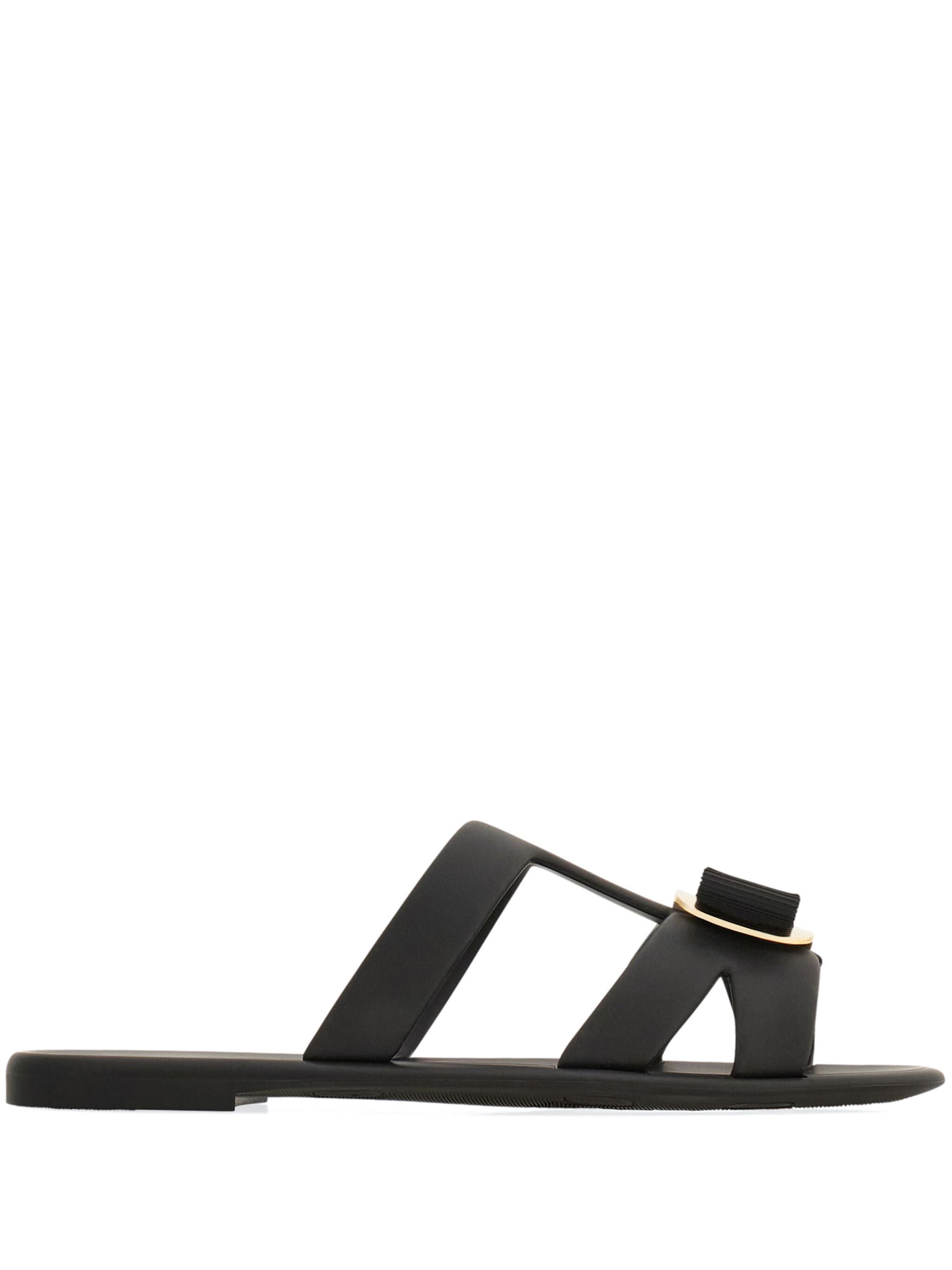 Ferragamo 01J325 Woman Black Sandals - Zuklat